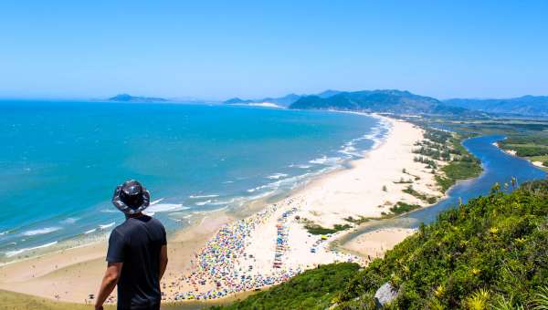 Trip trilhas e praias Guarda do Embau